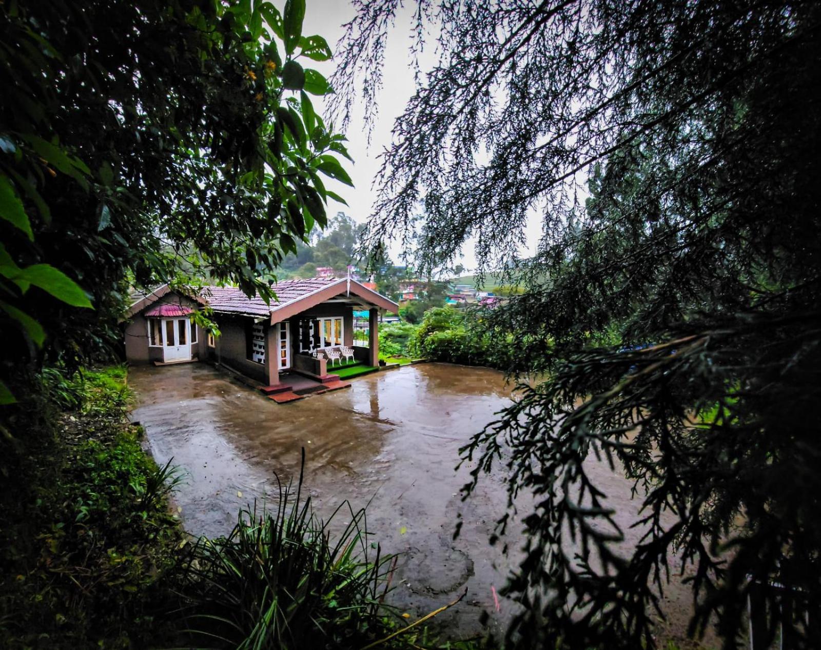 Woodhouse Hotel Ooty Exterior photo